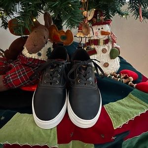 Men’s size 8 shoes, never worn.